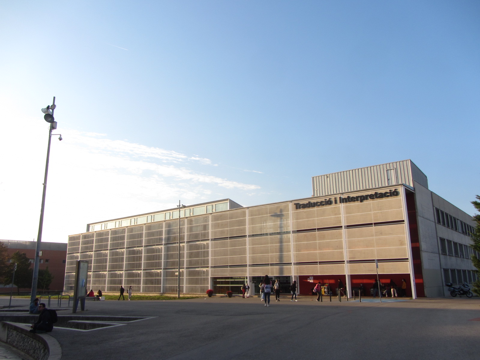 Foto de la Facultad de Traducción e Interpretación de la Universitat Autònoma de Barcelona